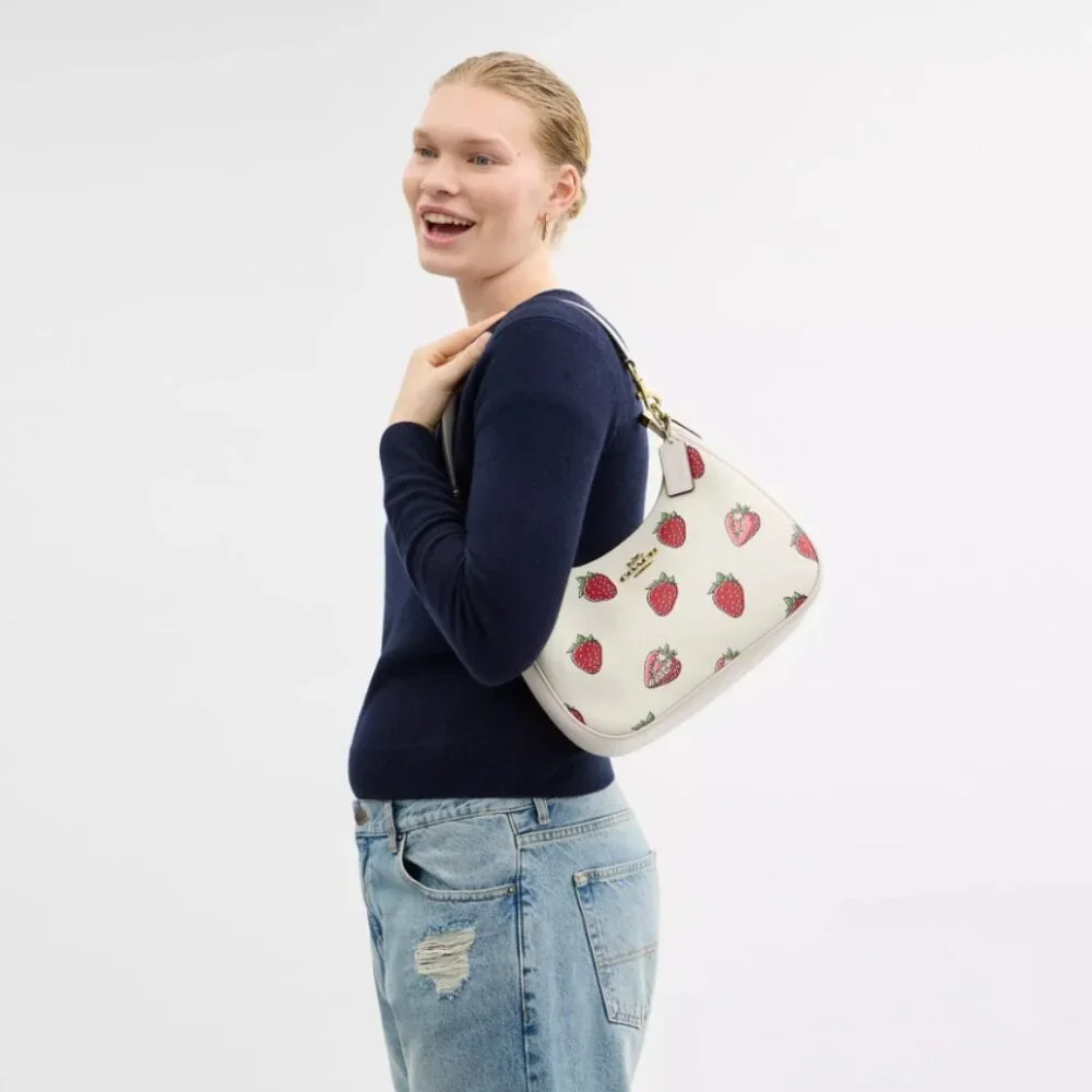 NWT COACH Teri Hobo Bag With Strawberry Print - Picture 10 of 12